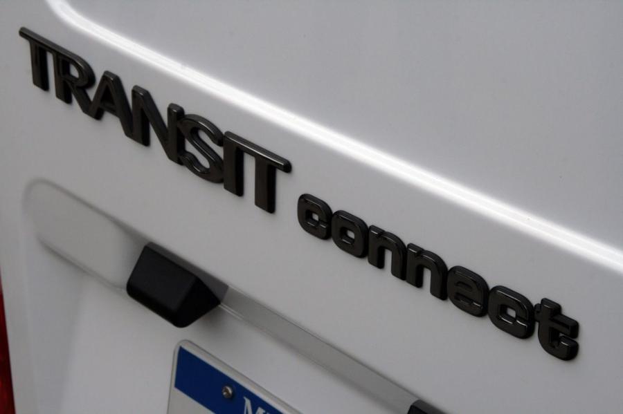  Ford Transit Connect 2010 года  (фото 71 из 109)